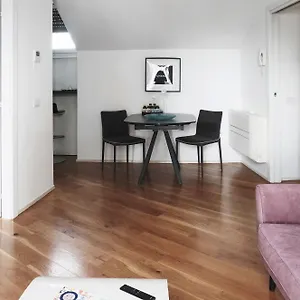 Apartamento Comecasa Attic 5 Min Walk From Duomo, Milán